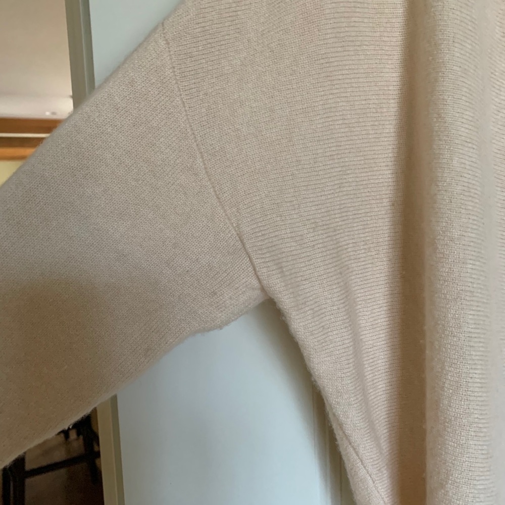 Club Monaco Vergine Cashmere sweater - medium - Picture 6 of 12